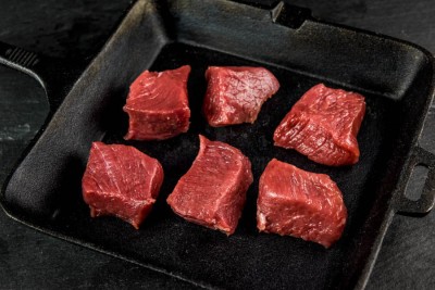 Свинина ошеек на шашлык 1 кг - купить в Боламыке